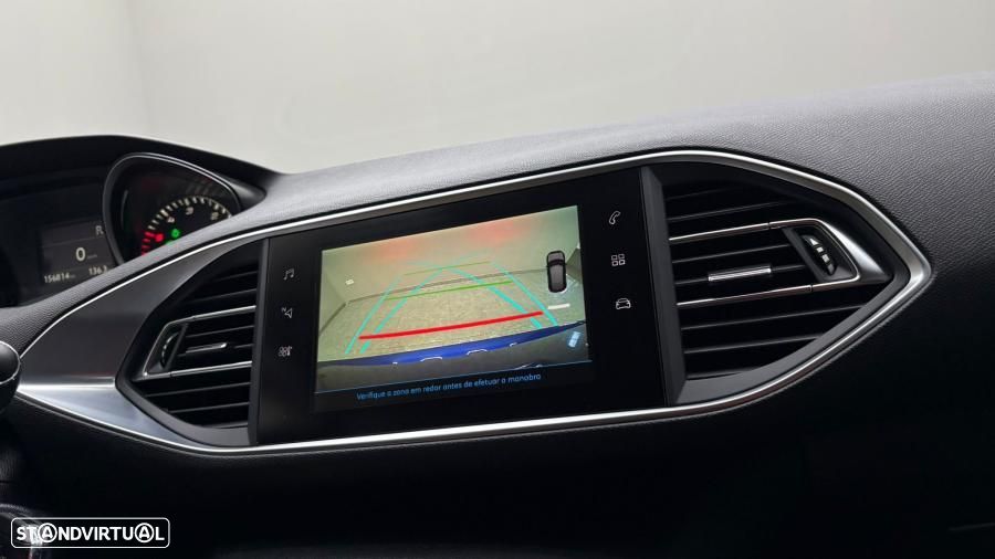 Peugeot 308 1.5 BlueHDi Allure Pack EAT8 - 24
