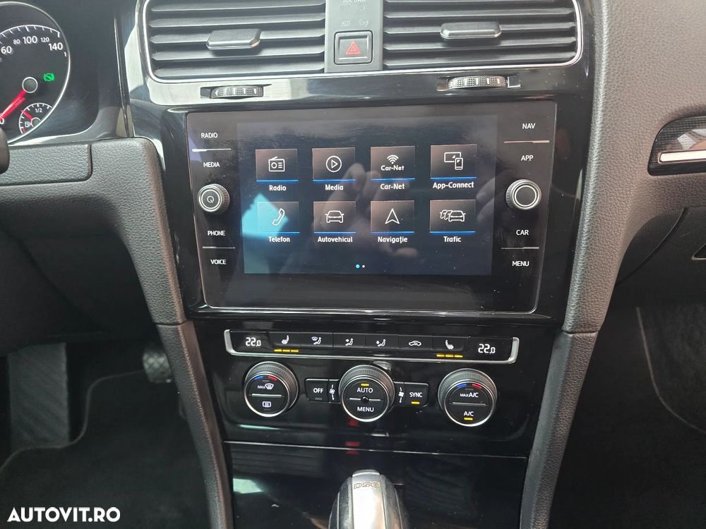 Volkswagen Golf 2.0 TDI SCR DSG R-Line - 10