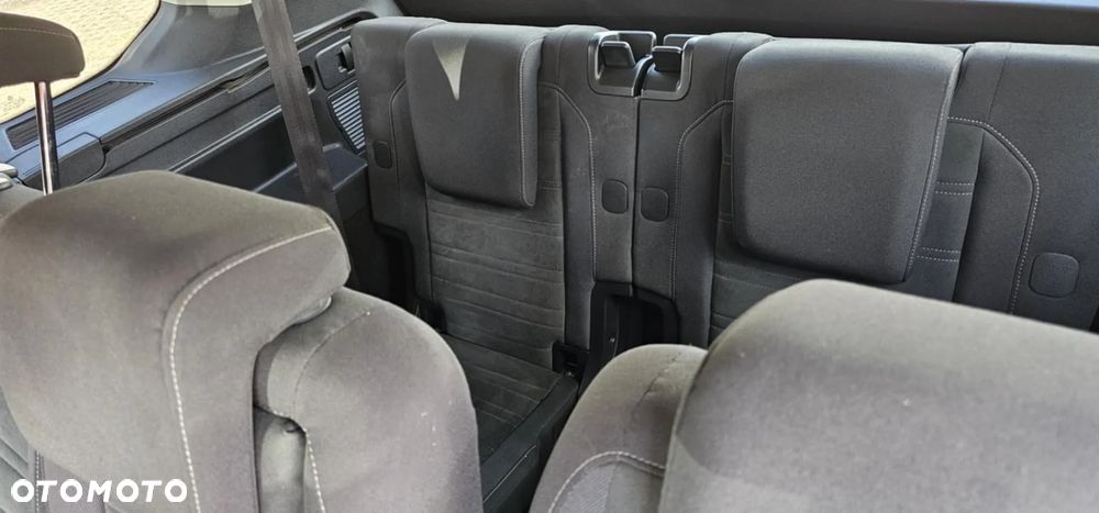Volkswagen Touran 2.0 TDI BMT Comfortline DSG - 10