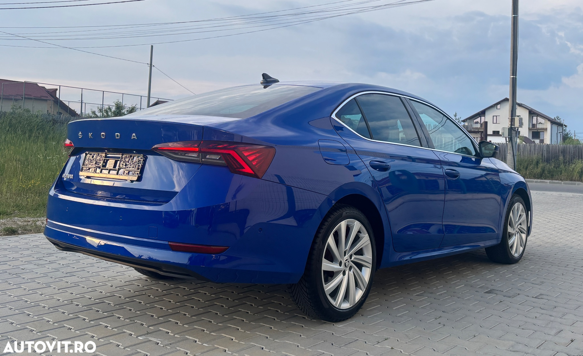 Skoda Octavia 2.0 TDI 150 CP DSG Sportline - 22