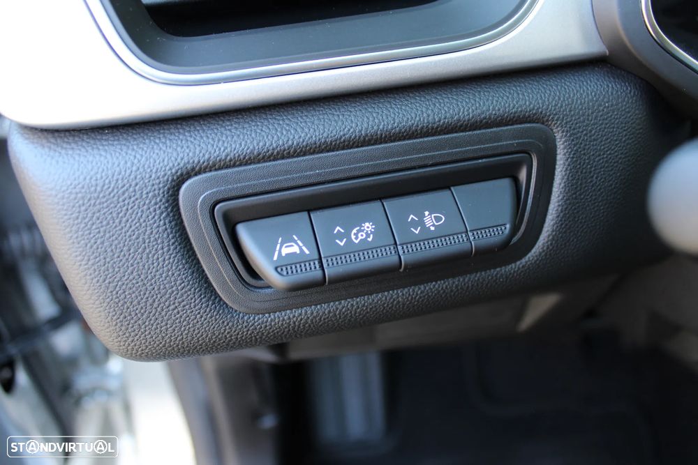 Renault Captur TCe Mild Hybrid 140 EDC GPF EVOLUTION - 15