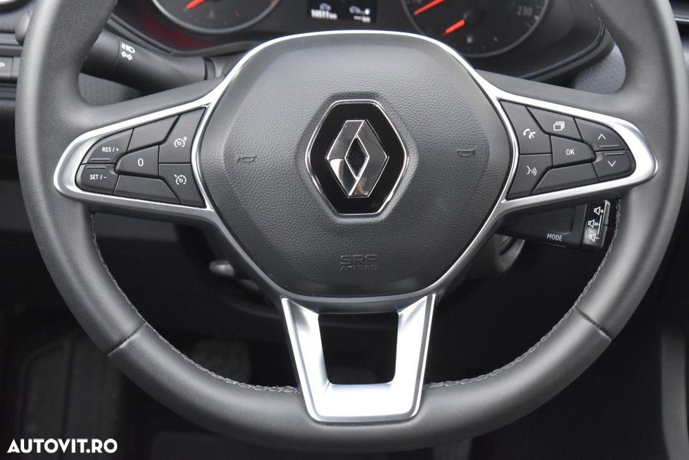 Renault Clio - 28