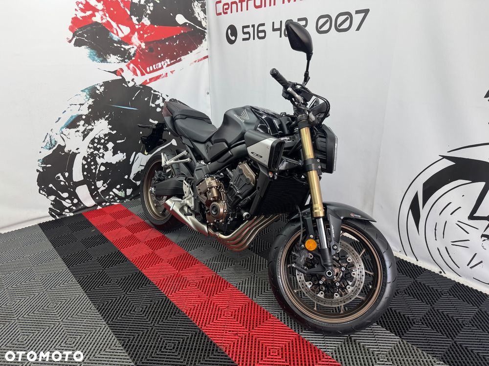 Honda CB - 3
