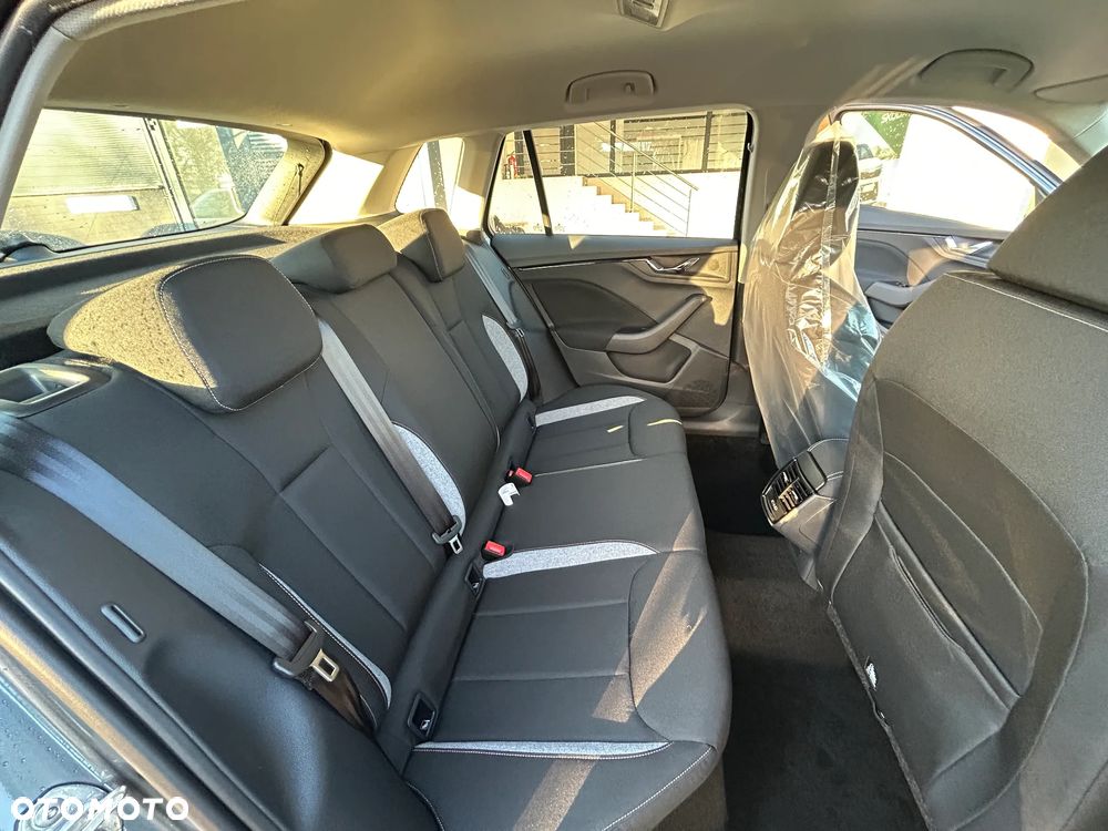 Skoda Kamiq 1.0 TSI Drive - 12