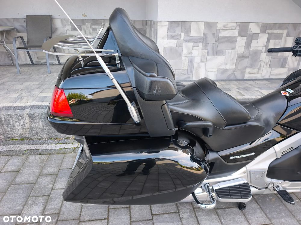 Honda GL - 18