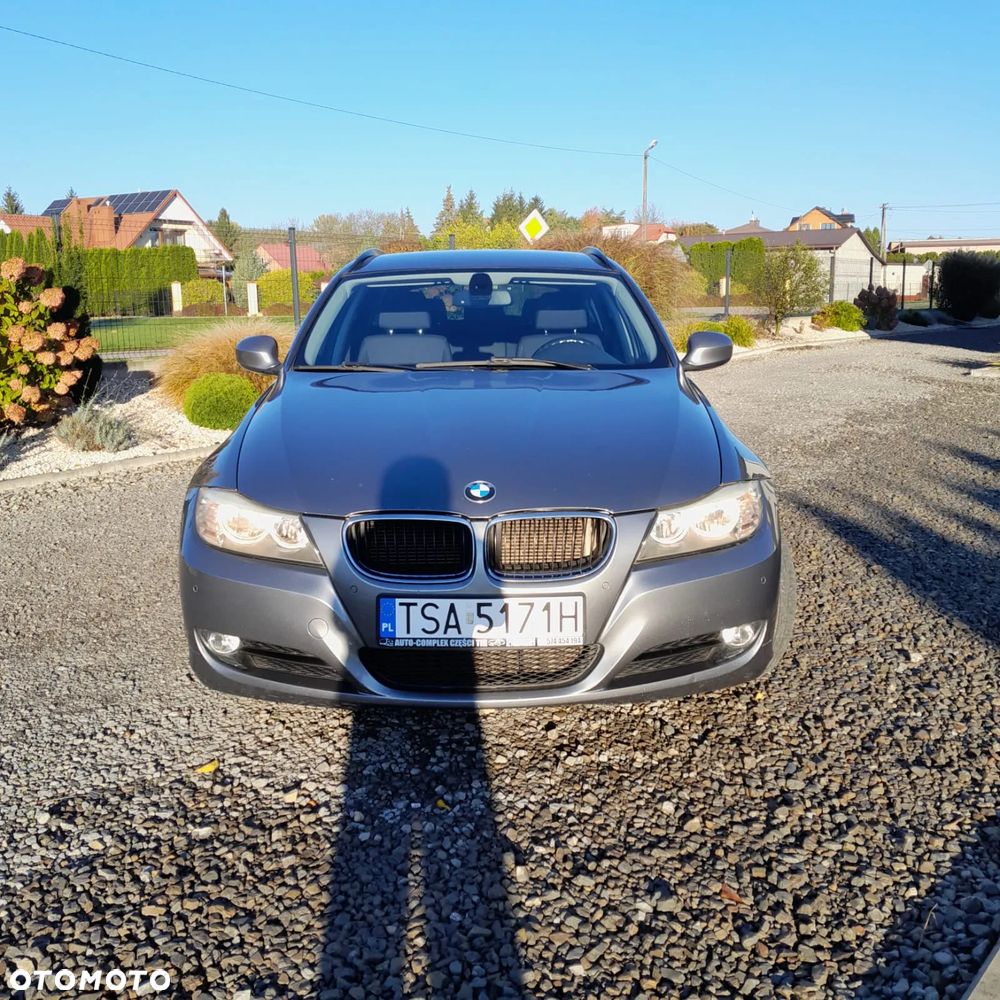 BMW Seria 3 320d xDrive - 6