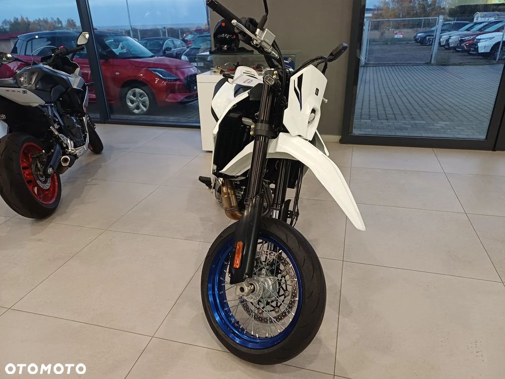 Suzuki DR-Z - 5