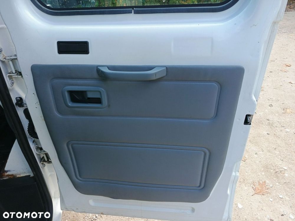 Ford Transit - 19