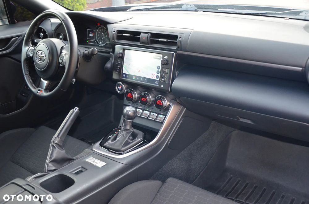 Toyota GR86 2.4 Dynamic - 17