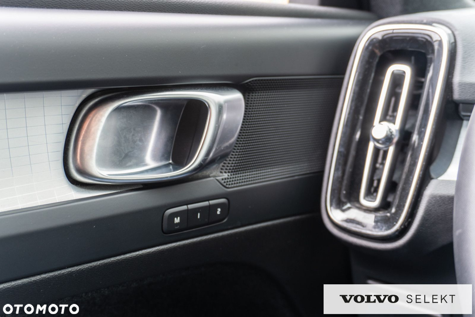 Volvo XC 40 - 15