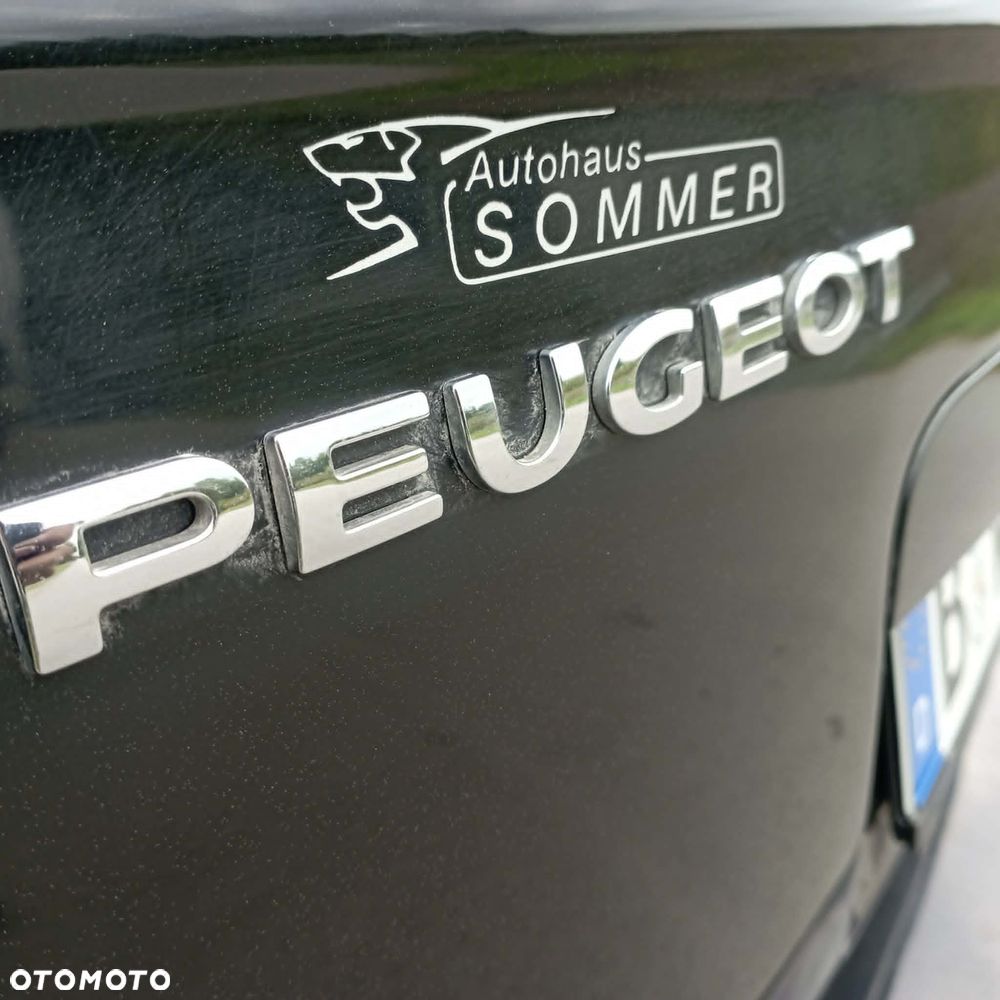 Peugeot 5008 1.6 THP Family 7os - 36