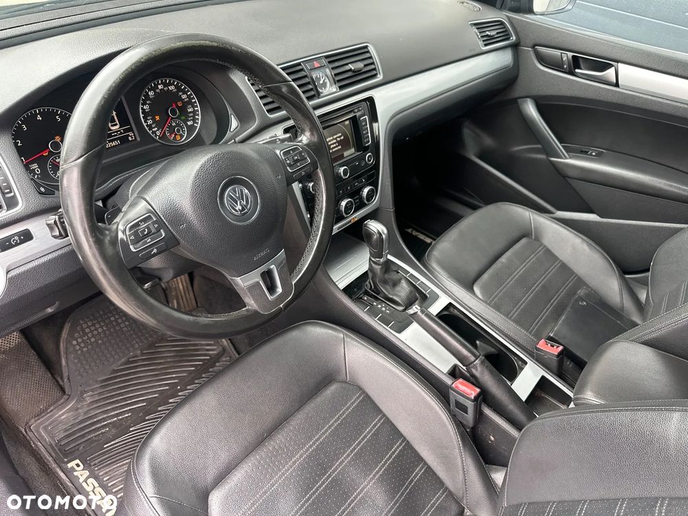 Volkswagen Passat 3.6 V6 R36 - 17