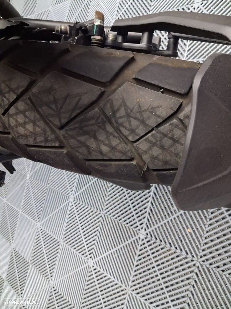 Benelli TRK 502 X - 7
