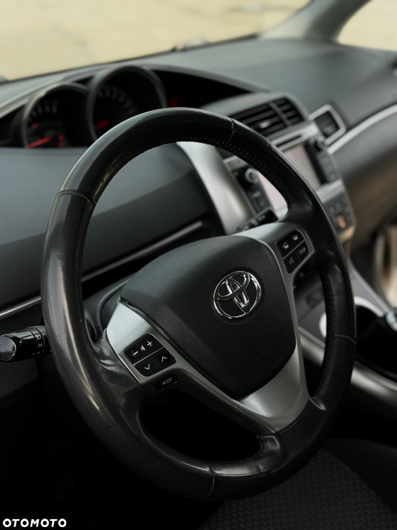 Toyota Verso 1.8 Premium 7os - 7