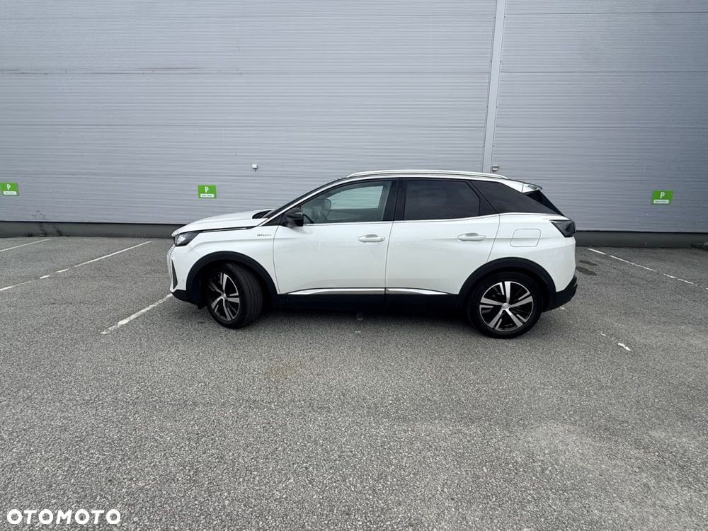 Peugeot 3008 1.6 PureTech HYbrid4 GT S&S EAT8 - 4