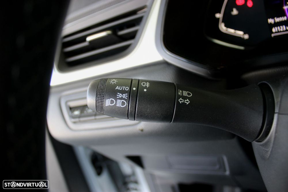 Renault Captur 1.0 TCe Exclusive - 19