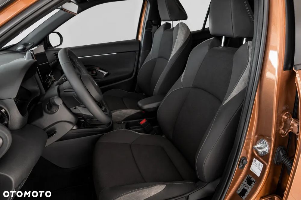 Toyota Yaris Cross Hybrid 1.5 Executive - 14