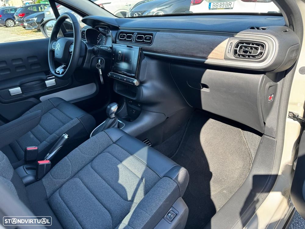 Citroën C3 1.2 PureTech Shine EAT6 - 15