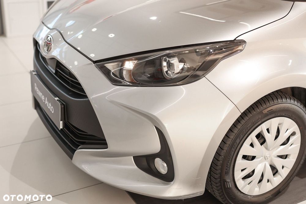 Toyota Yaris - 30