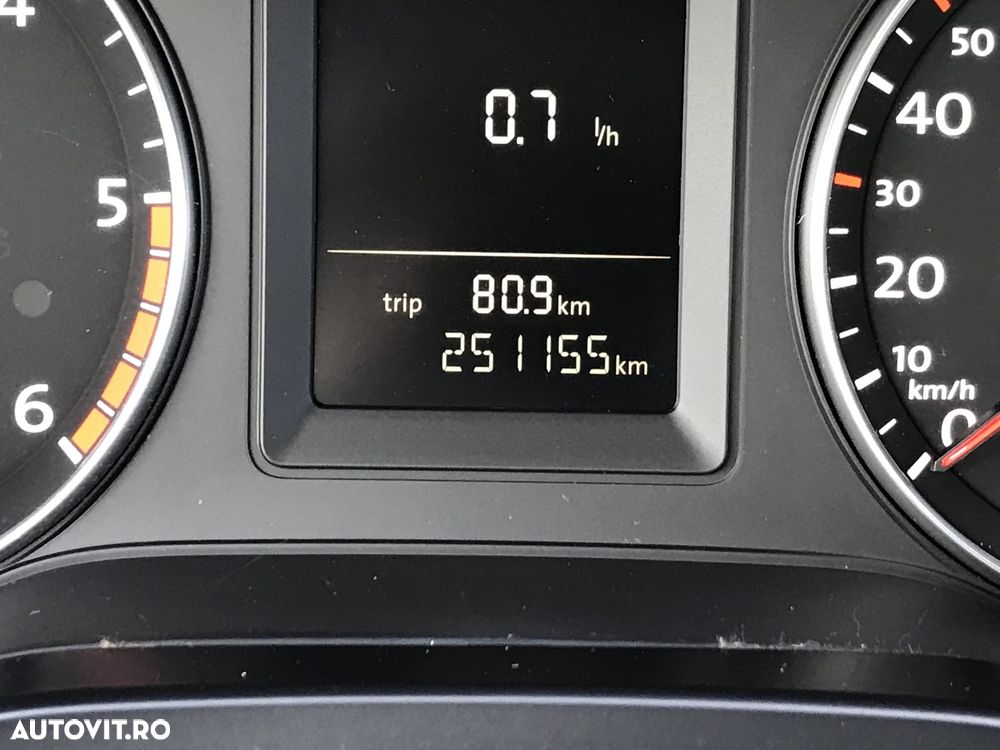 VOLKSWAGEN Jetta 2011 — imagine 28