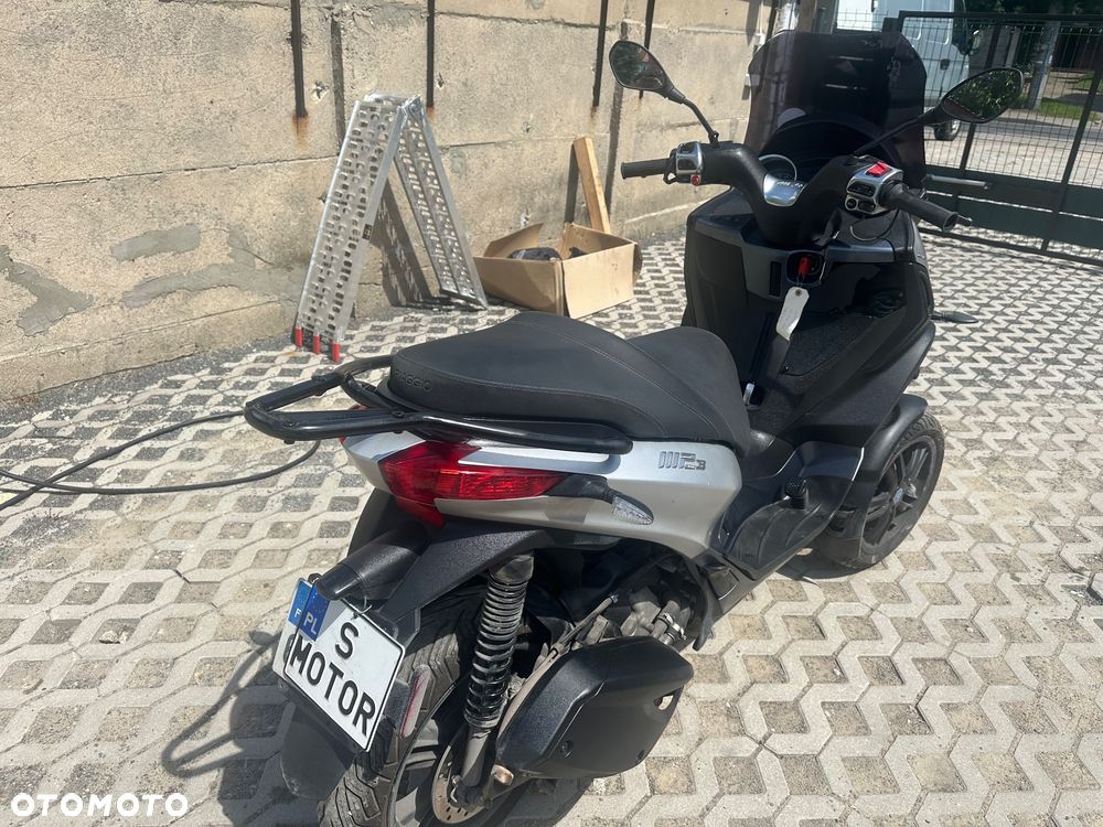 Piaggio MP-3 - 11