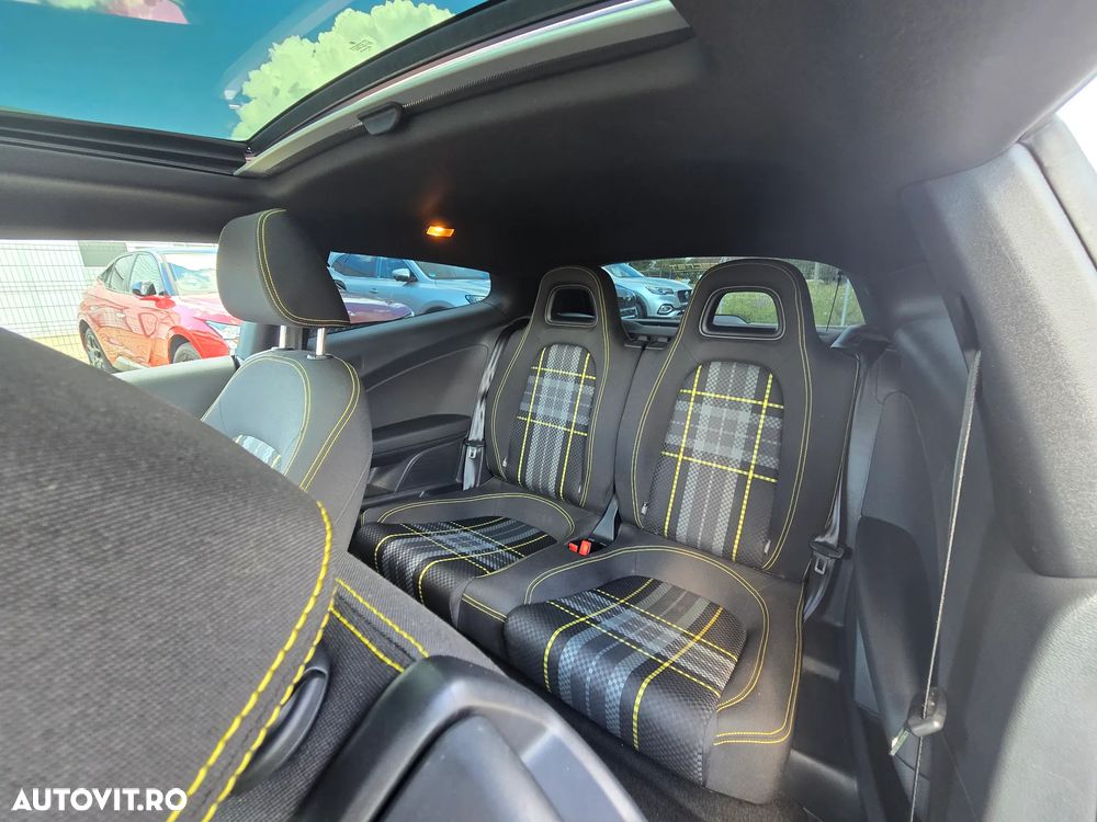 Volkswagen Scirocco 2.0 TDI (Blue Motion Technologie) - 8