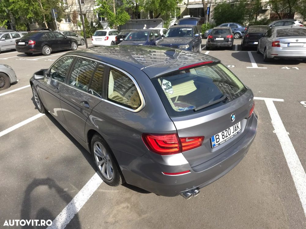 BMW Seria 5 520d Aut. Modern Line - 9