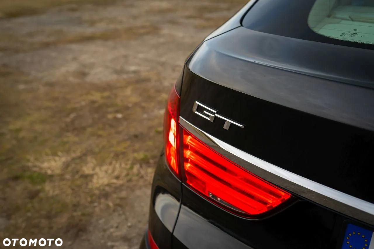 BMW 5GT 530d Gran Turismo - 11