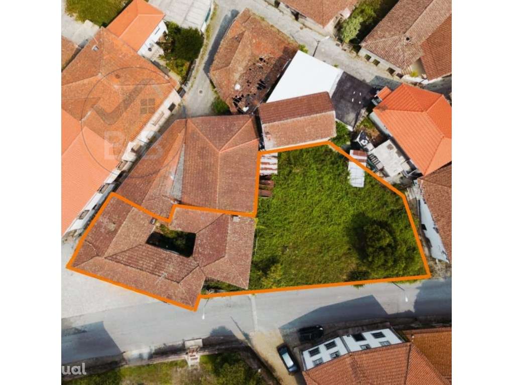 Moradia com projeto aprovado para 10 apartamentos, no Centro da Vil... - Grande imagem: 2/10