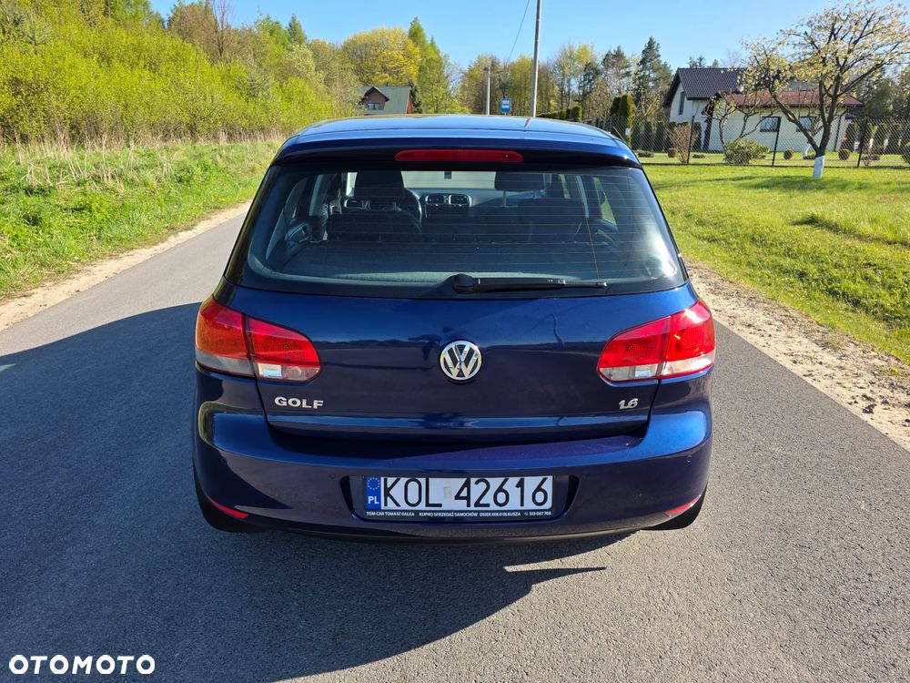 Volkswagen Golf 1.6 Comfortline - 5