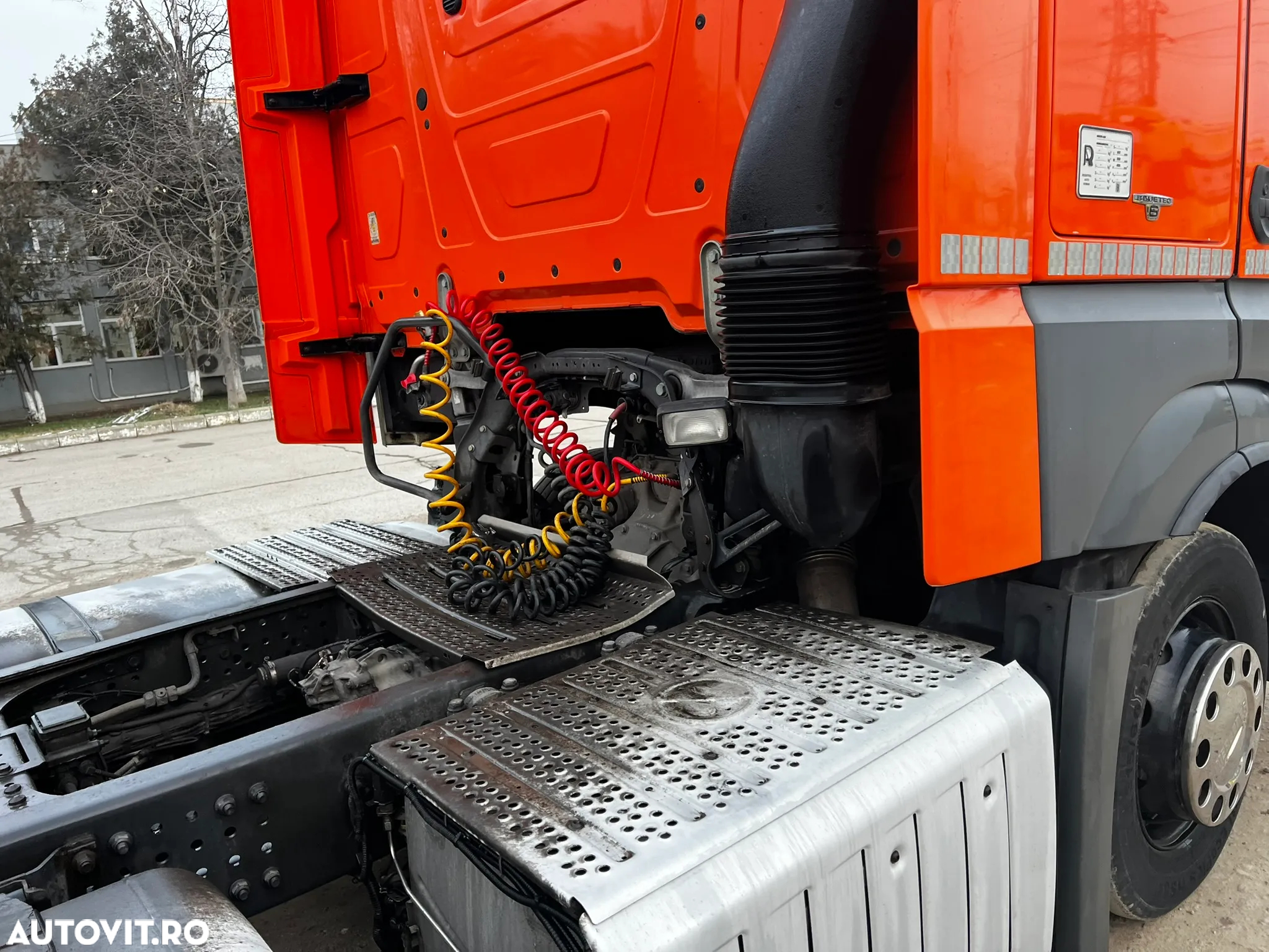 Mercedes-Benz Actros 1845 Mega - 4