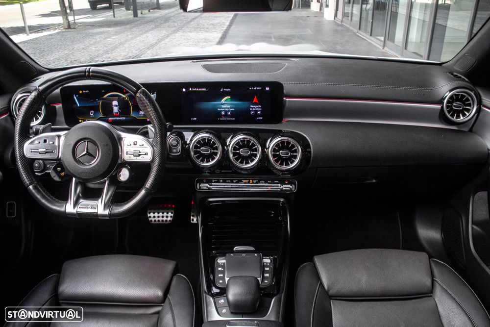 Mercedes-Benz CLA 35 AMG 4Matic - 37