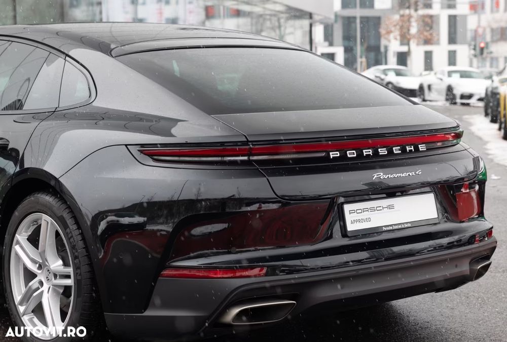Porsche Panamera 4 - 9
