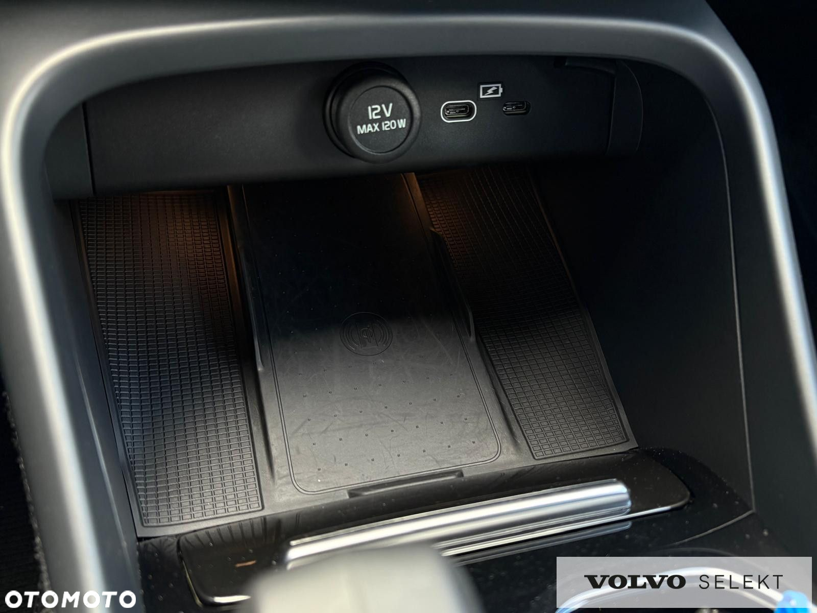 Volvo XC 40 - 33