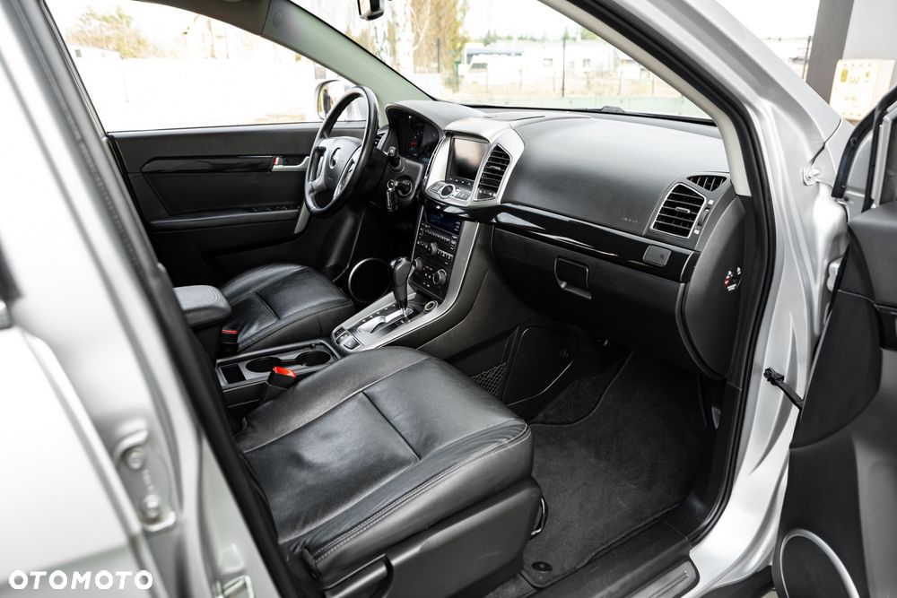 Chevrolet Captiva - 21