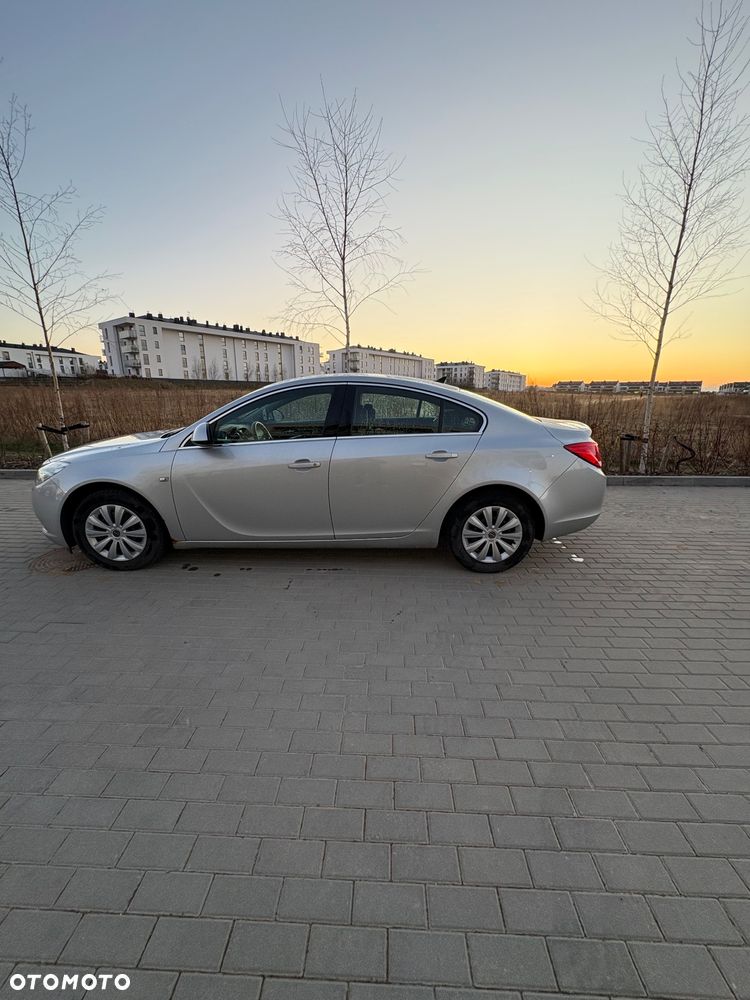 Opel Insignia 1.8 - 11