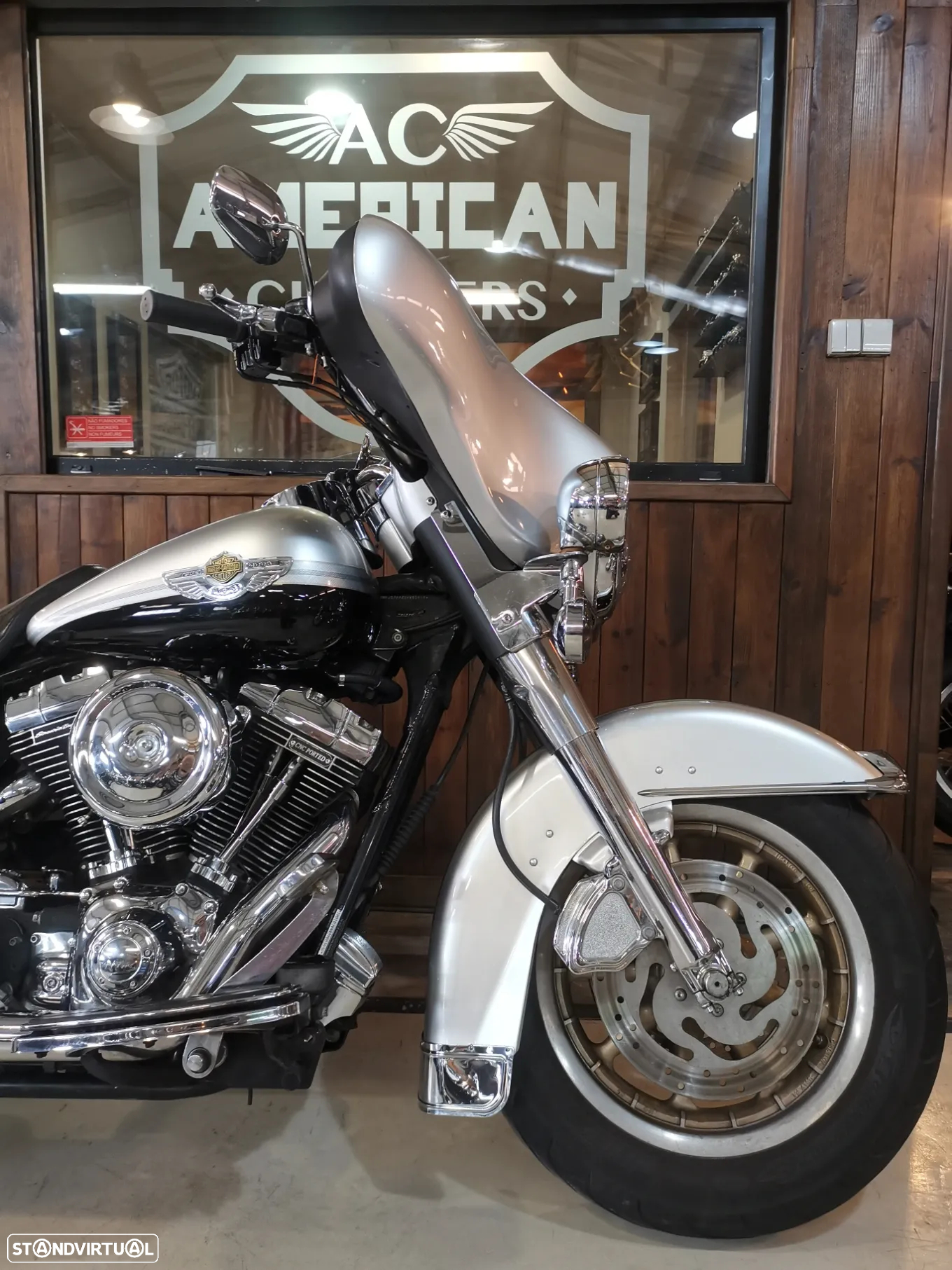 Harley-Davidson FLHTC CENTENÁRIA - 3