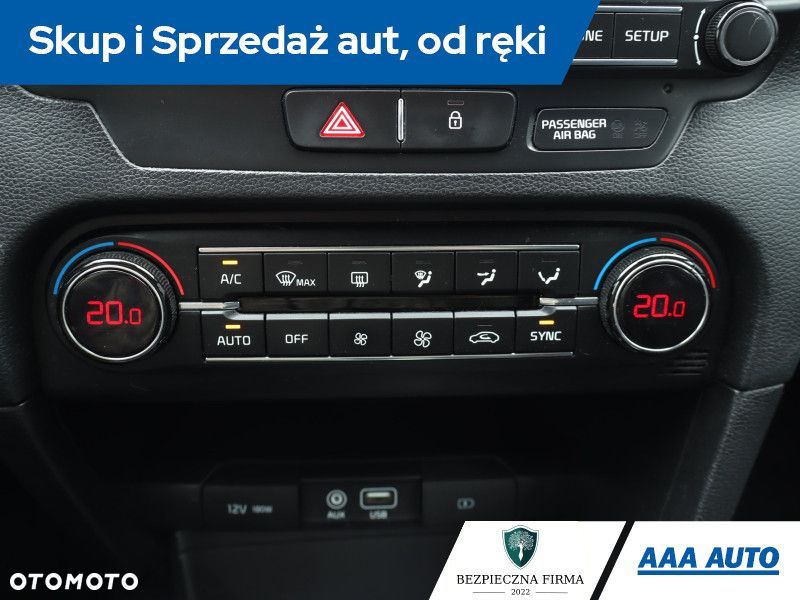 Kia Ceed - 15