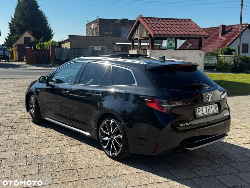 Toyota Corolla 2.0 Hybrid Executive - 2