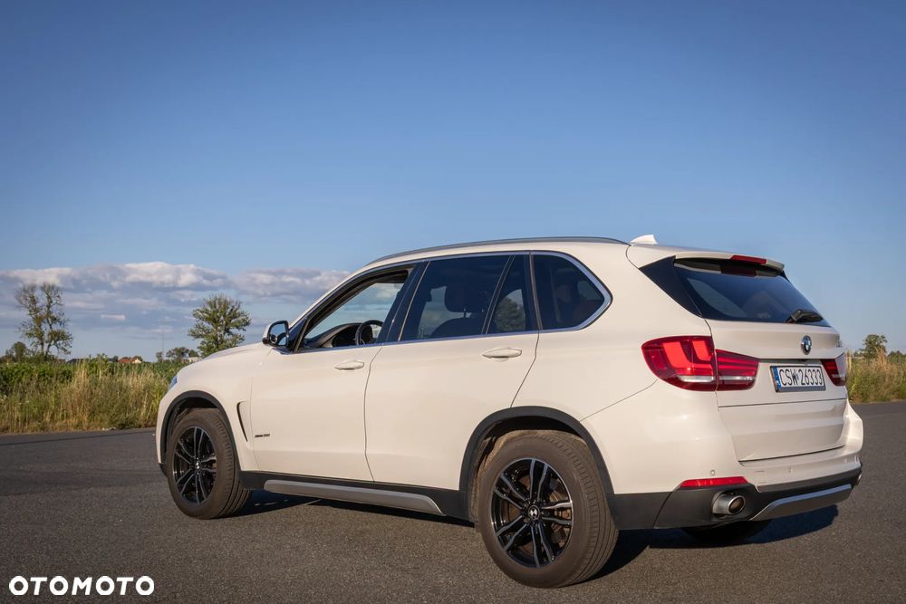 BMW X5 xDrive35i - 14