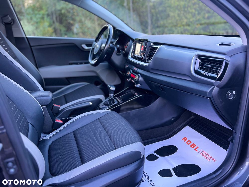 Kia Stonic - 22