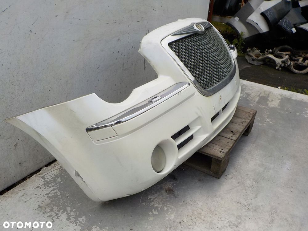 381 CHRYSLER 300 C ZDERZAK PRZÓD PRZEDNI - 13