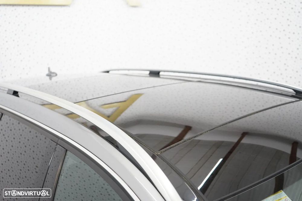 Mercedes-Benz E 220 CDi Avantgarde BlueEfficiency Auto - 13