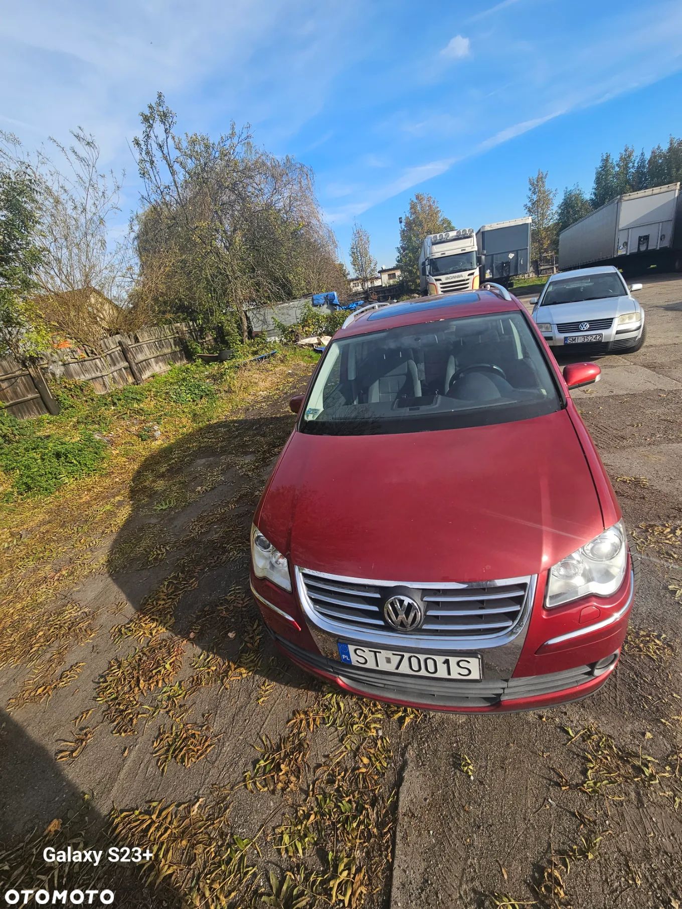 Volkswagen Touran 2.0 TDI DPF BlueMotion Technology Comfortline - 1