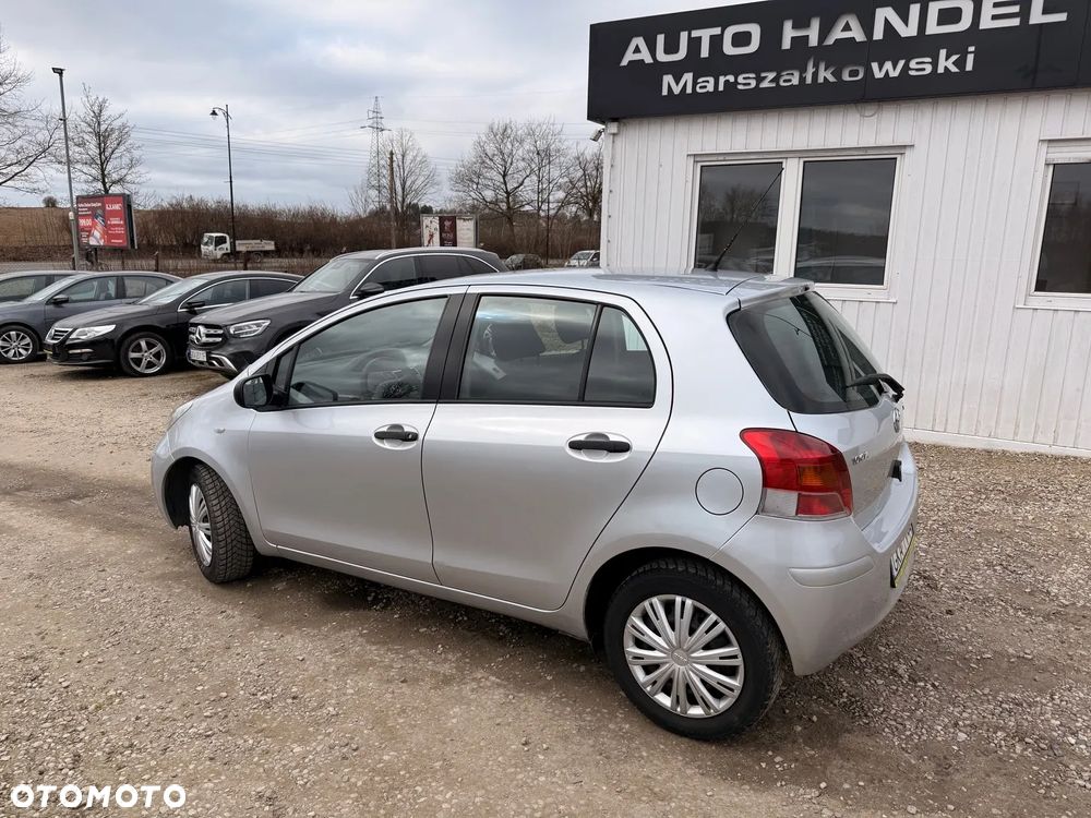 Toyota Yaris 1.4 D-4D Luna - 4