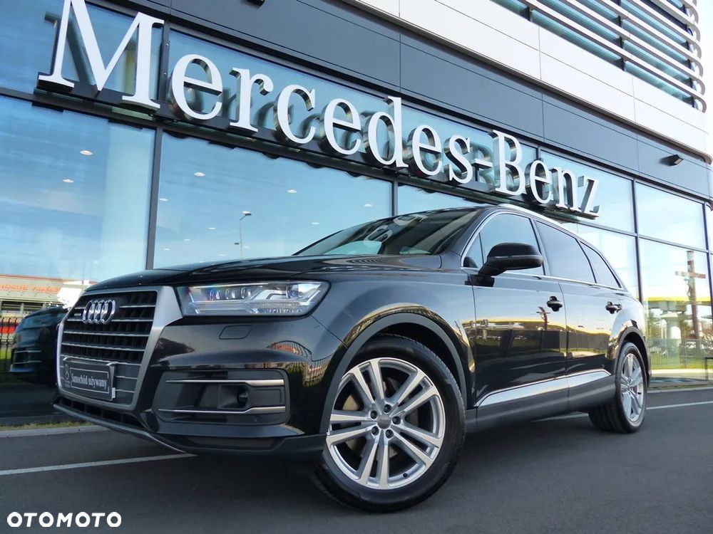 Audi Q7 - 1