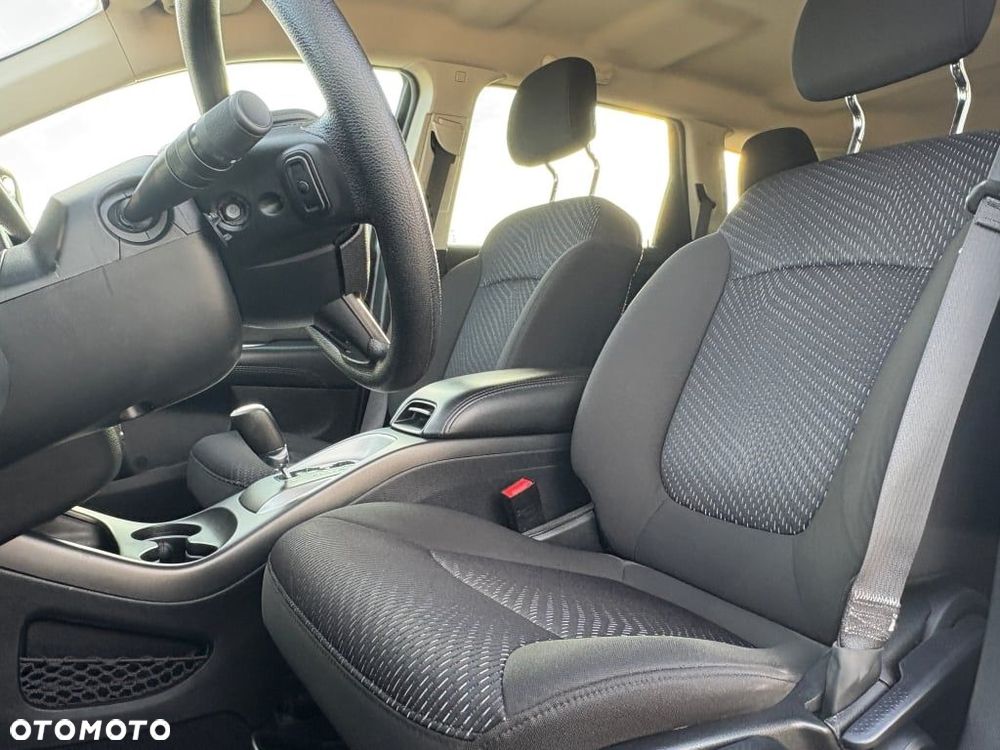 Dodge Journey - 13