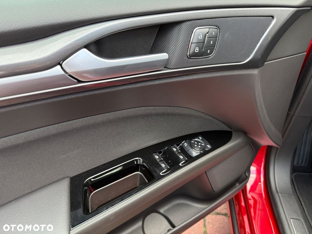 Ford Mondeo 2.0 EcoBlue Titanium - 15