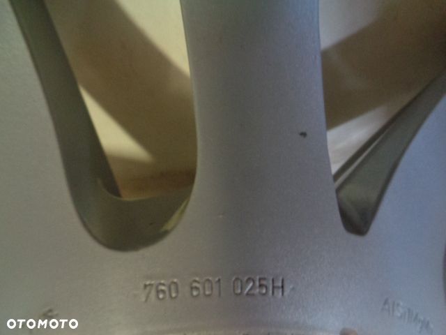 FELGI ALUMINIOWE 18 VW TOUAREG III 8J 5X112 ET25 - 12