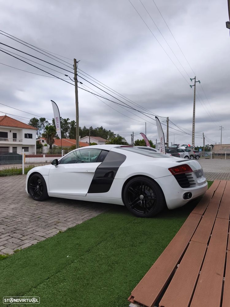 Audi R8 Coupé 4.2 FSI V8 quattro R-tronic - 9